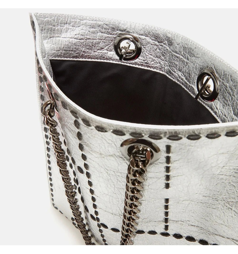 Luxury Large - Capacity Handbag | Stylish Shoulder Bag for All Occasions - My Web Bazaar