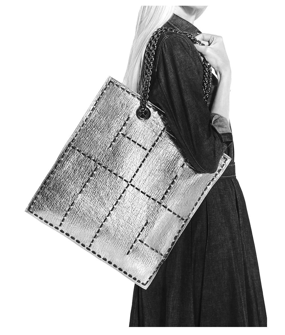 Luxury Large - Capacity Handbag | Stylish Shoulder Bag for All Occasions - My Web Bazaar