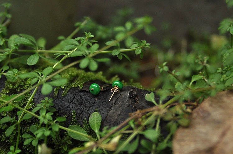 Nanhongshan Tianglinglong 18K Gold Ear - Ring Clip with Jade Emerald - My Web Bazaar