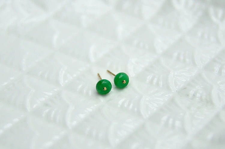 Nanhongshan Tianglinglong 18K Gold Ear - Ring Clip with Jade Emerald - My Web Bazaar