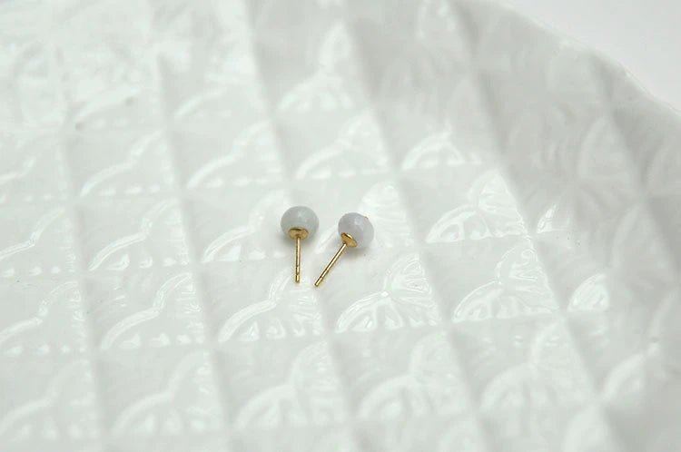 Nanhongshan Tianglinglong 18K Gold Ear - Ring Clip with Jade Emerald - My Web Bazaar