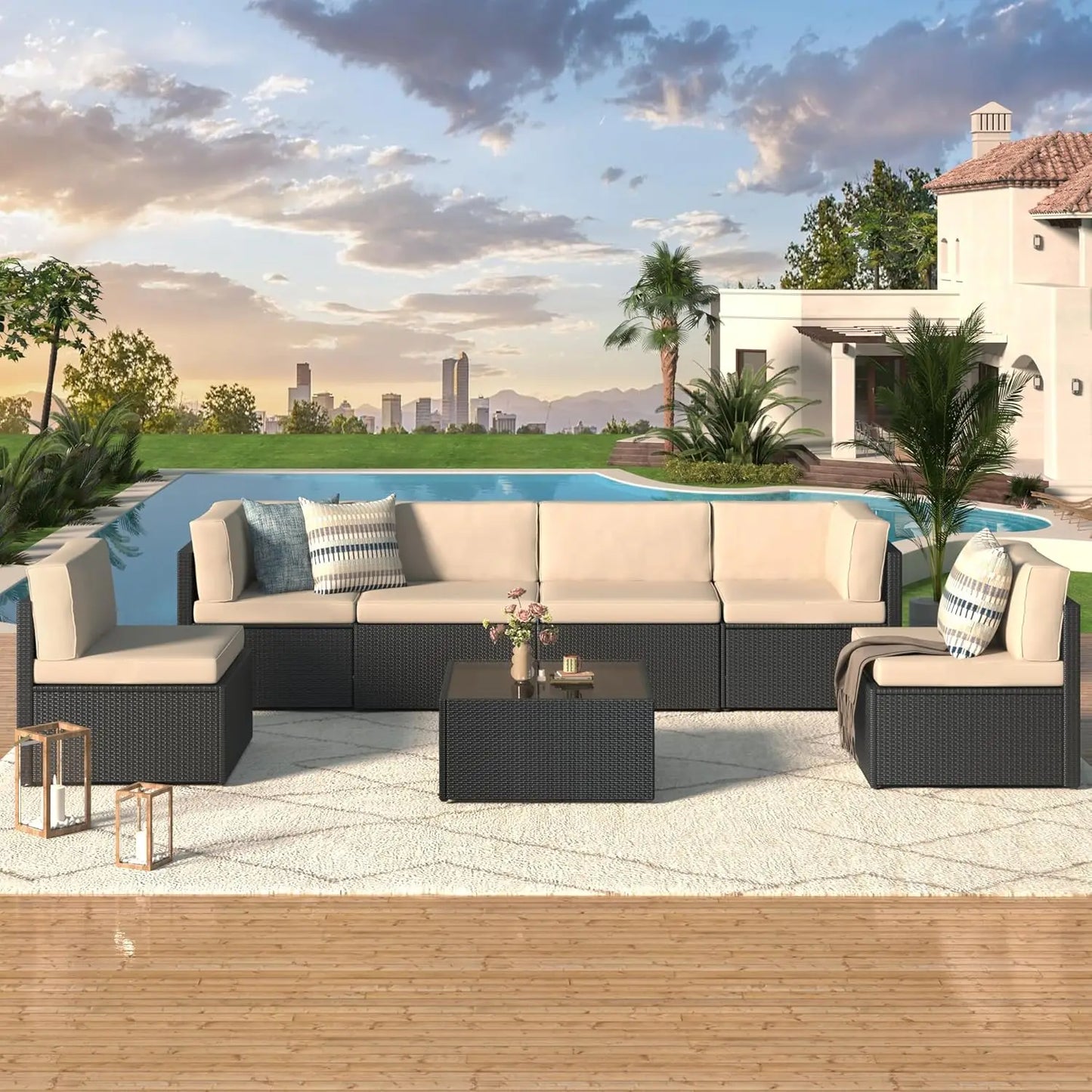 • Outdoor furniture set with flexible layout