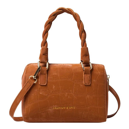Elegant Lady Chain Travel Handbags | Chic Style for Journeys - My Web Bazaar